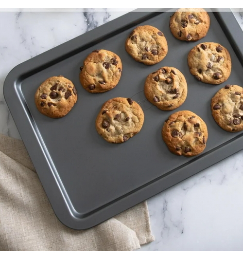 Non-stick baking sheet set Non-stick baking sheet set