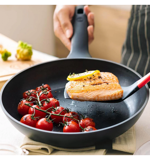 Non-stick frying pan Non-stick frying pan